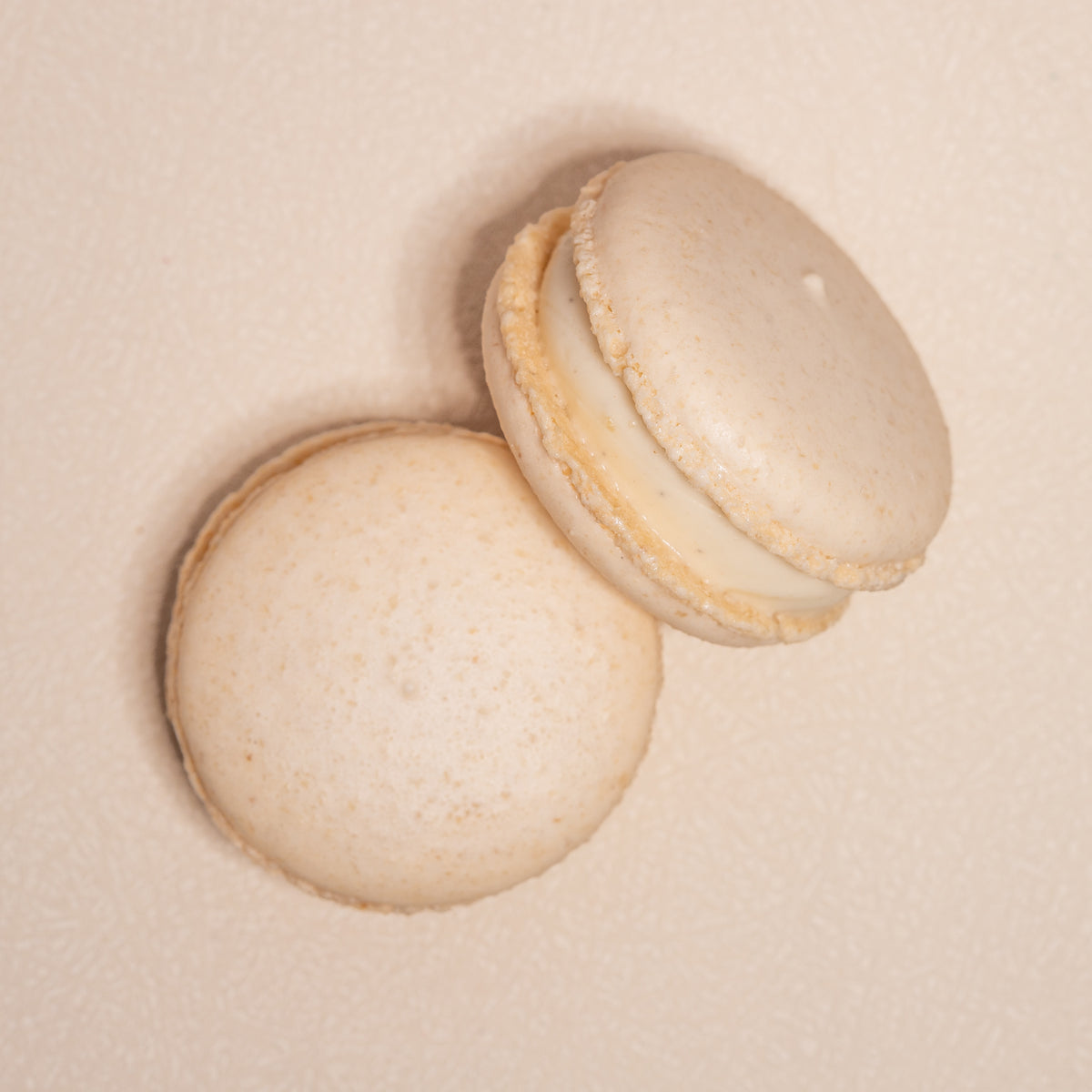 Vanilla Bean Macarons